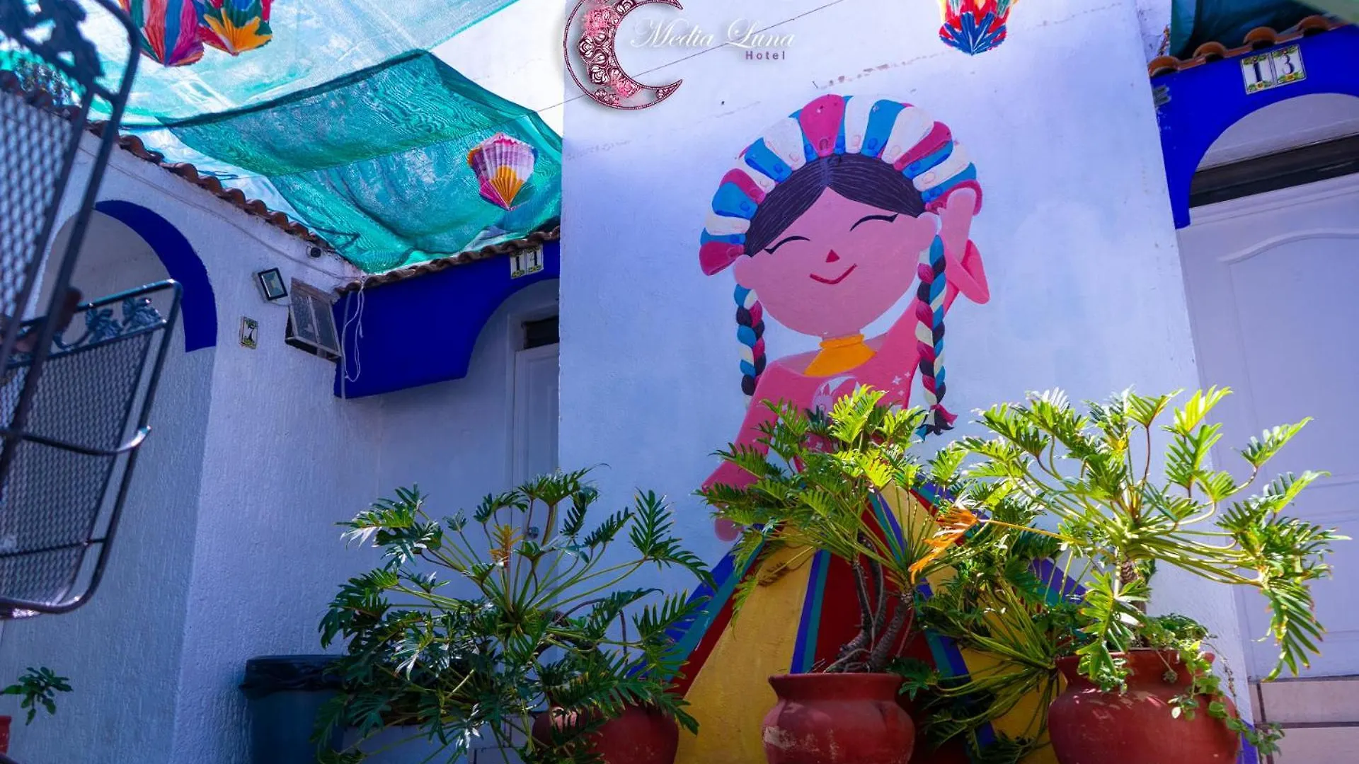 Hotel Media Luna Tlaquepaque