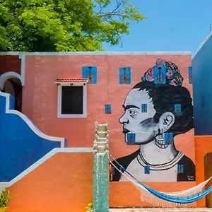 https://casa-de-las-flores.tulum-hotels.net