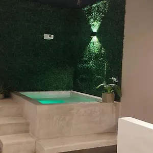 https://kika-studios.allrivieramayahotels.com